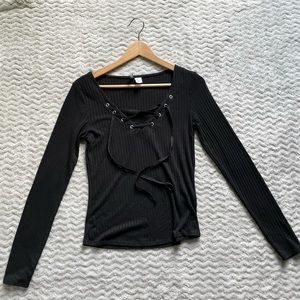 Black Long Sleeve Lace-Up V Neck Shirt